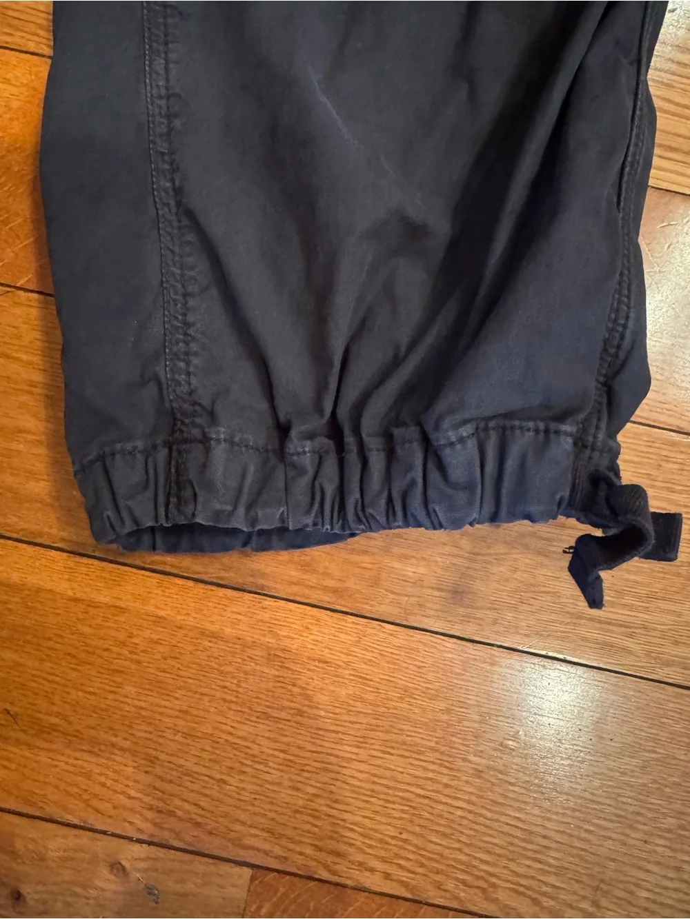 American Eagle Black Cargo Pants Women’s Size 8 Utility Jogger Ankle Tie GUC - Picture 3 of 7